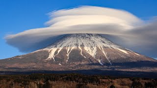 とにかく凄い富士山撮る人。 #デジタルサイネージ