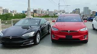 Первый автосалон Tesla в Новосибирске