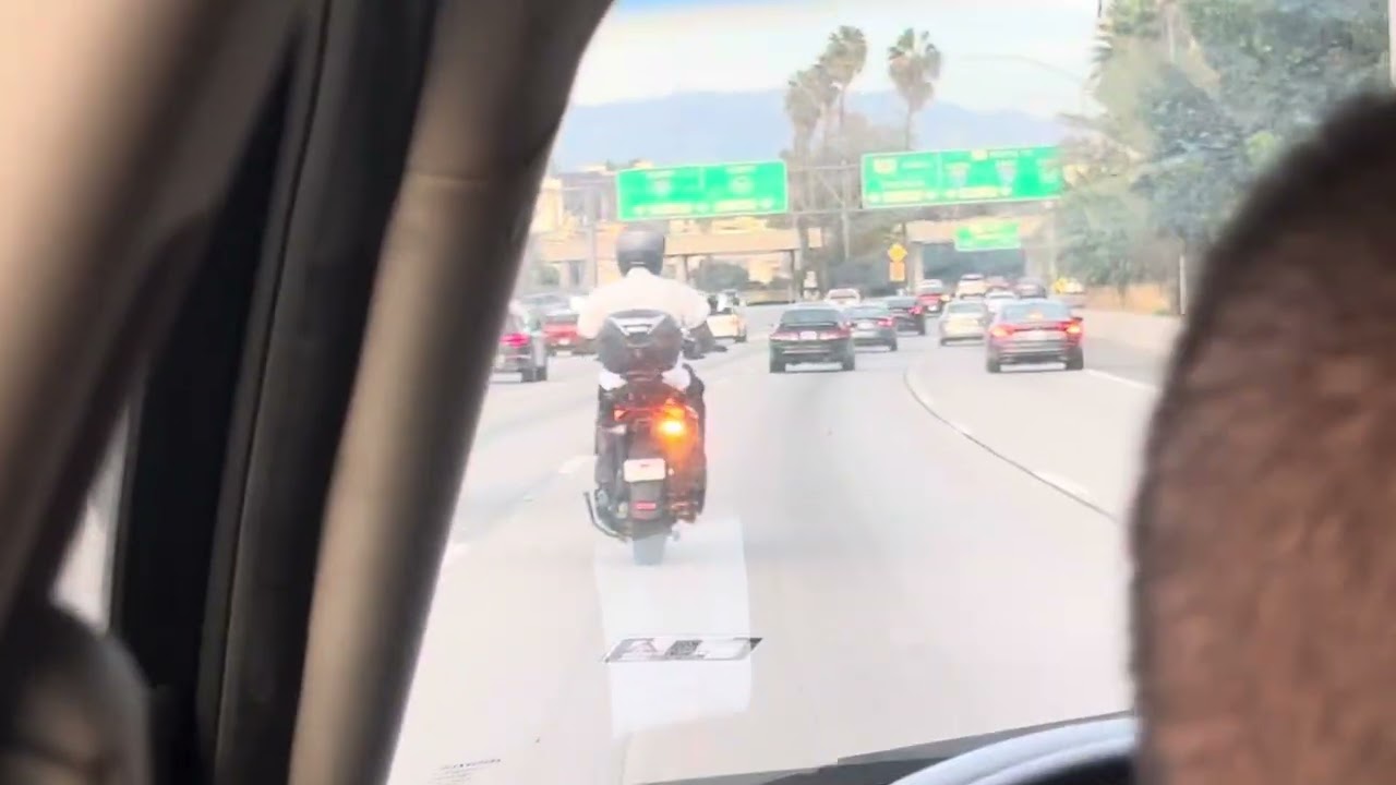 13,506: 2025 LA Auto Show Trip/Thanksgiving: NB CA-110 between 1st St & Temple St