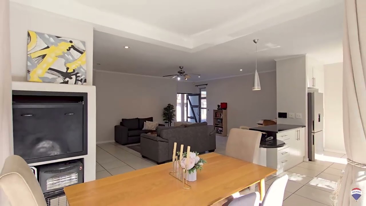 Beacon Bay, EL- RXCF-9883 - Video Tour