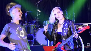 Lzzy Hale on Custom Explorer Bird & Becoming a Gibson Ambassador - Rig Rundown Trailer