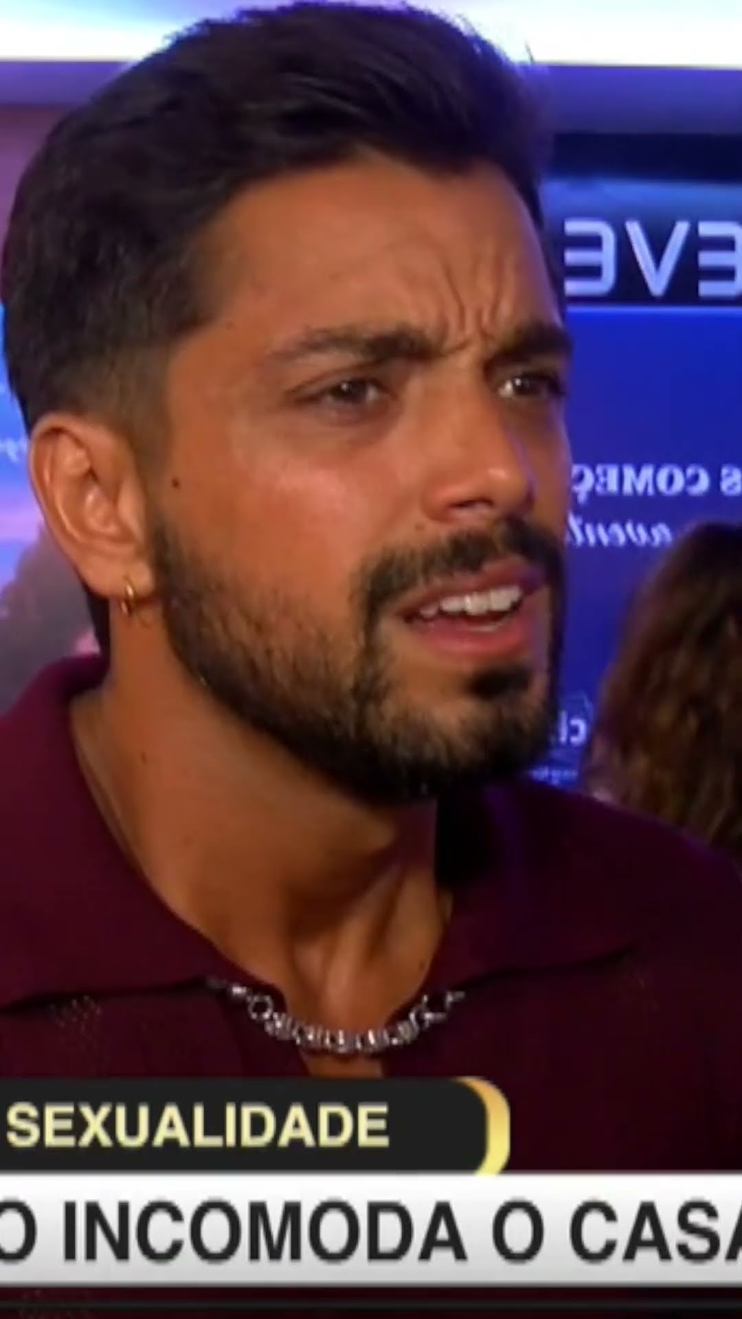 Rodrigo Simas rebate preconceito após assumir sexualidade: “O que vale é sua verdade”