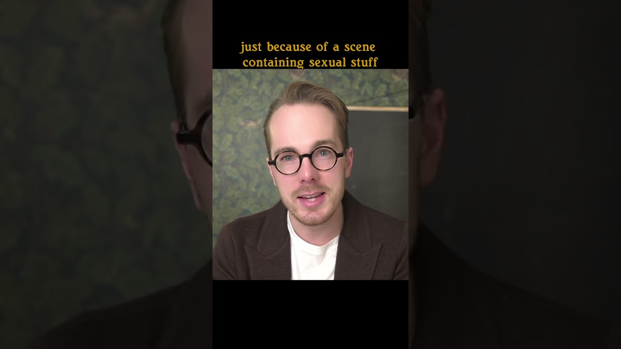 BOOKS || Looking for Alaska - banned because of sexual stuff?! || 