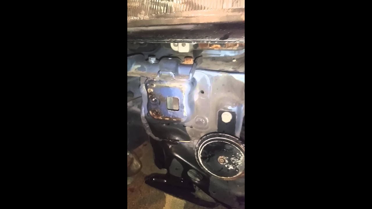 2005 Honda Civic Hood Won't Open