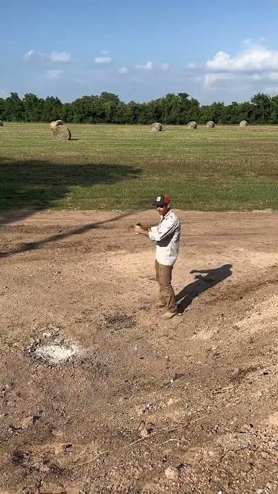Military M18 smoke Grenade Vs IWA M15 smoke Grenade