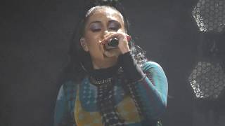 Download Lagu Kali Uchis - MELTING (Live in Houston,Tx 5-10-2019) MP3 Download Lagu Kali Uchis - MELTING (Live in Houston,Tx 5-10-2019) MP3
