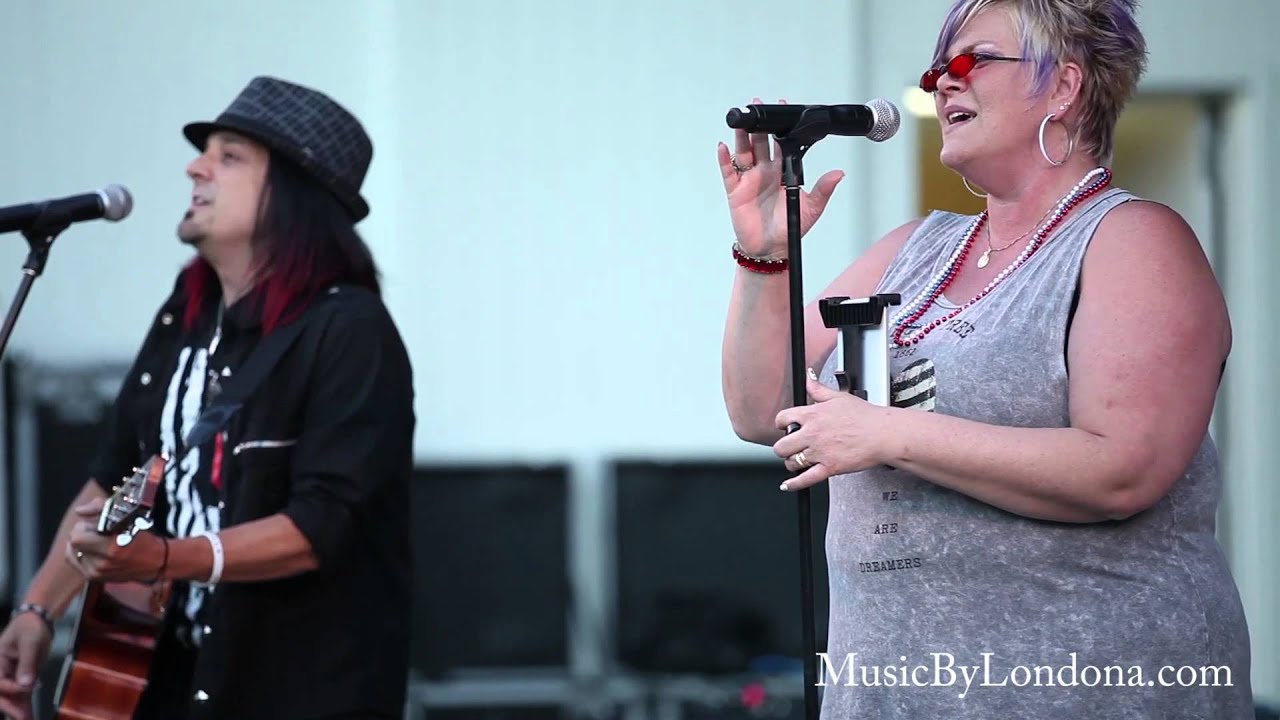 Londona - Moon Park - July 4, 2014