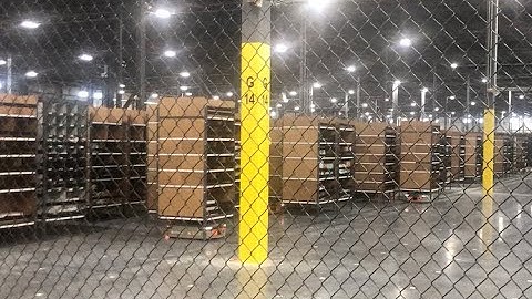 Robotic Technology in Action at new Walmart Canada facility (Part 1)