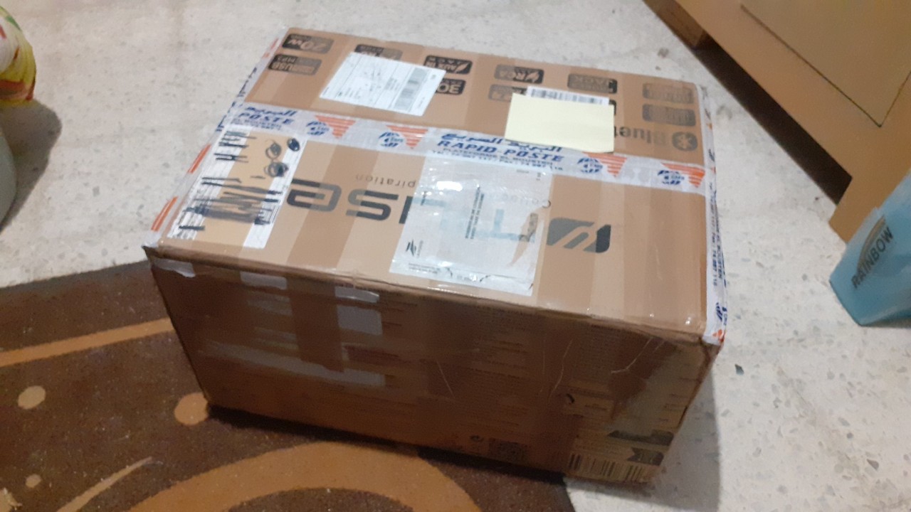 DÉBA'LIVE : de la nouveauté, des cadeaux, et du troll 🤣