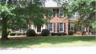 Don't Overlook This Superb 3 Bedroom, 3 Bath Home Locat