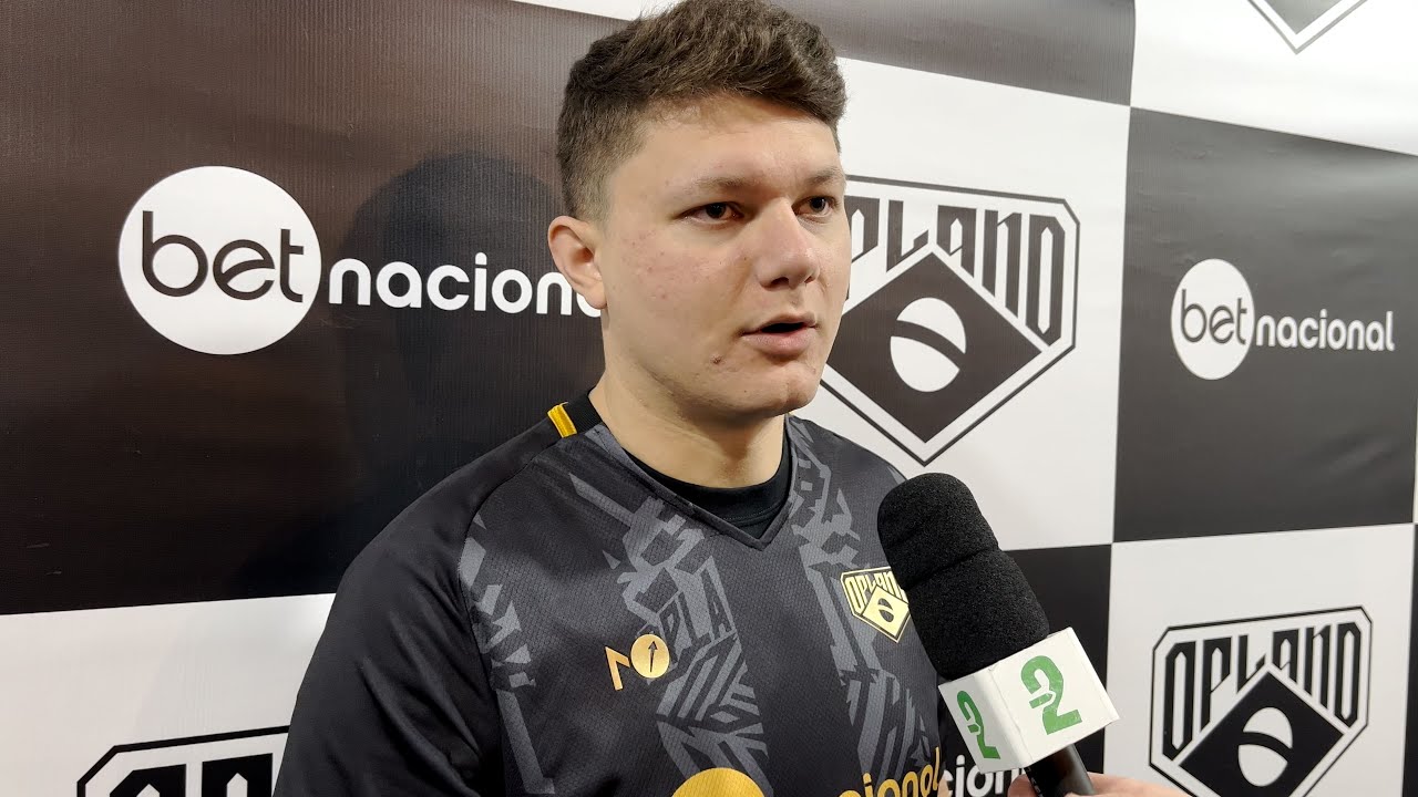 Nicolino volta a narrar CS:GO 