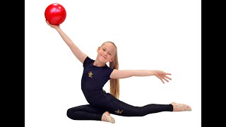 Предметы для художественной гимнастики: булавы, скакалки, мячи, палочки и ленты, обручи.