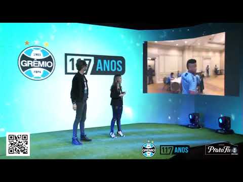 Cortez anuncia novidade, mas "apresenta" Alisson e frustra torcida; veja