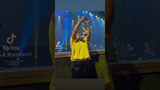Nancy Ajram concert Las Vegas 2023! Nancy poses for the pic. #music  #concert #NancyAjram #lasvegas
