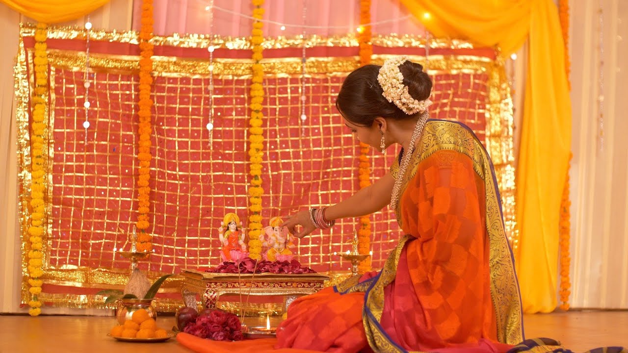Deepawali/ Diwali pujan of Lakshmi- Ganpati idols Stock Video | Knot9