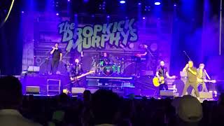 Dropkick Murphys - Two 6&#39;s Upside Down (Live)