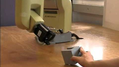 Visual servoing of a 6 axis robot