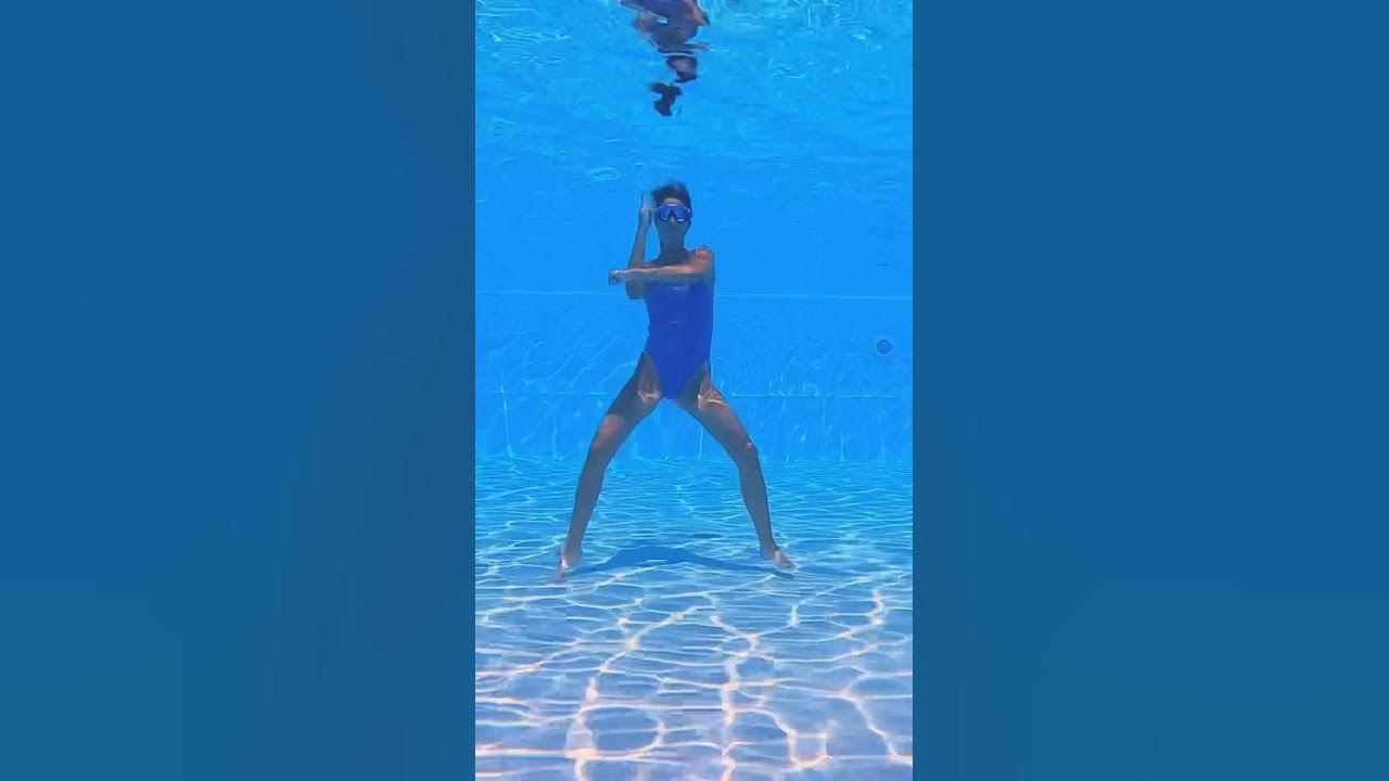 GOOD LOYAL THOTS - Odetari | TikTok dance underwater - YouTube