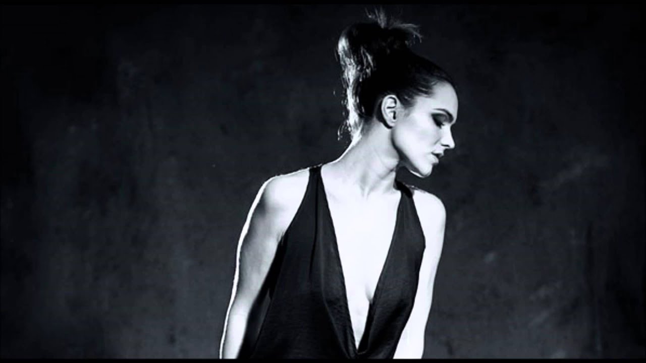 Eurovision 2014 (Spain) : La Dama - Estrella fugaz (Studio Version)