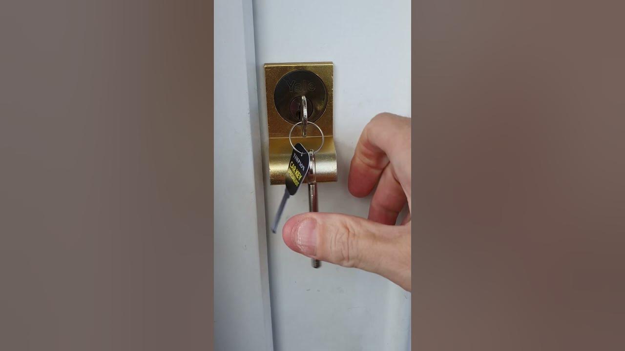 timpsons-key-cut-fail-youtube