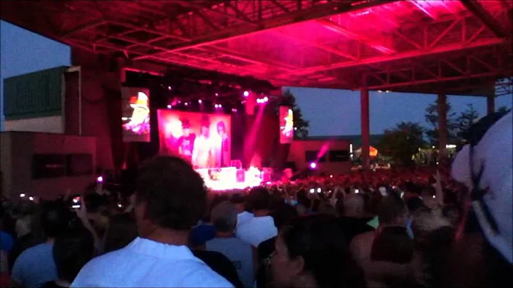 Every Rose Has Its Thorn (Live) Indianapolis 7/2/2...