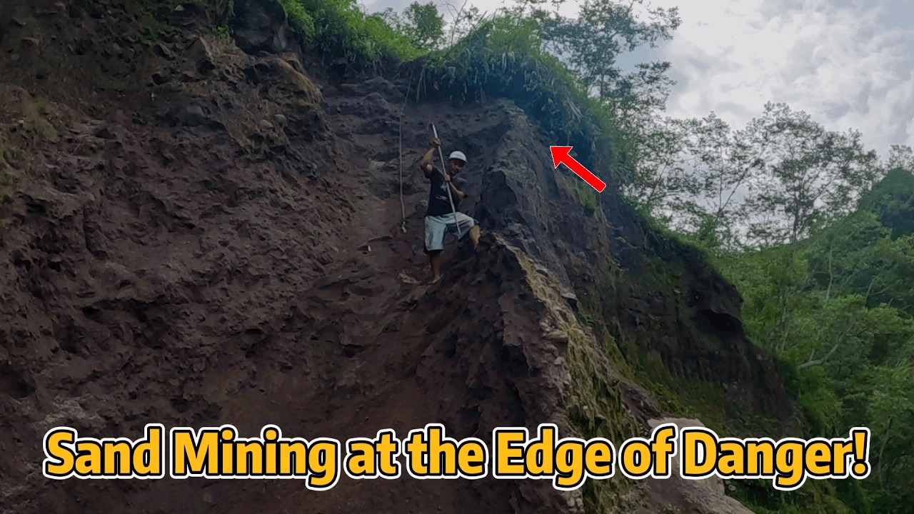 Brave Workers Scaling Cliffs for Sand Supply!