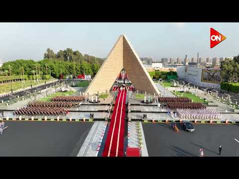 الرئيس السيسي يضع إكليلا من الزهور على قبر الجندي المجهول بمناسبة الذكرى الـ52 لانتصارات 6 أكتوبر  الرئيس السيسي يضع إكليلا من الزهور على قبر الجندي المجهول بمناسبة الذكرى الـ52 لانتصارات 6 أكتوبر