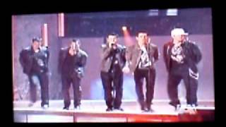 NKOTB \& BSB performing together on the 2010 American Music Awards!