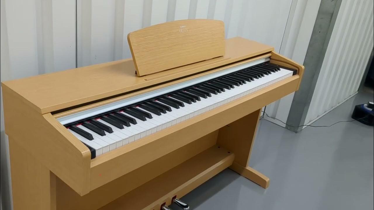 Yamaha Arius YDP140 digital piano in cherry wood / light oak colour