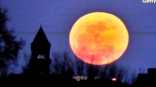 Supermoon 2012; The Biggest, Brightest Moon of 2012 on May 5th by enlightenonetv 17,963 views 11 years ago 1 minute, 21 seconds