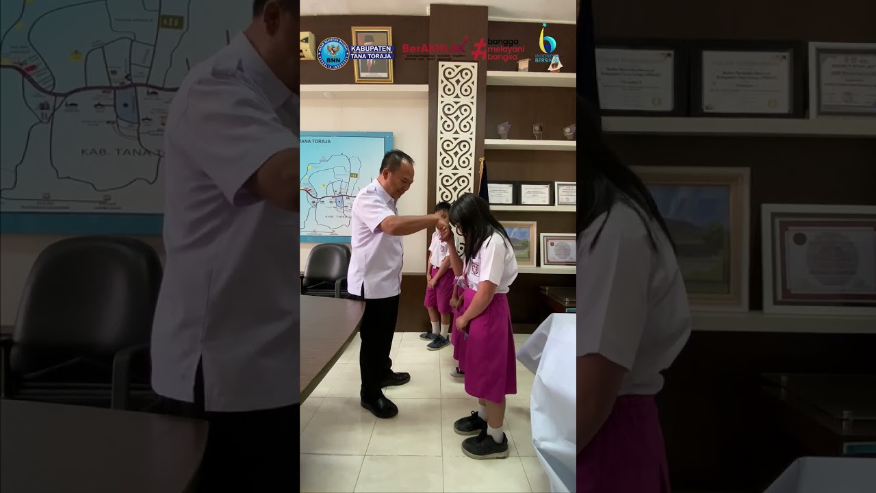 MENERIMA KUNJUNGAN DARI SD KRISTEN MAKALE 1 SEKALIGUS MEMBERIKAN EDUKASI BAHAYA NARKOBA