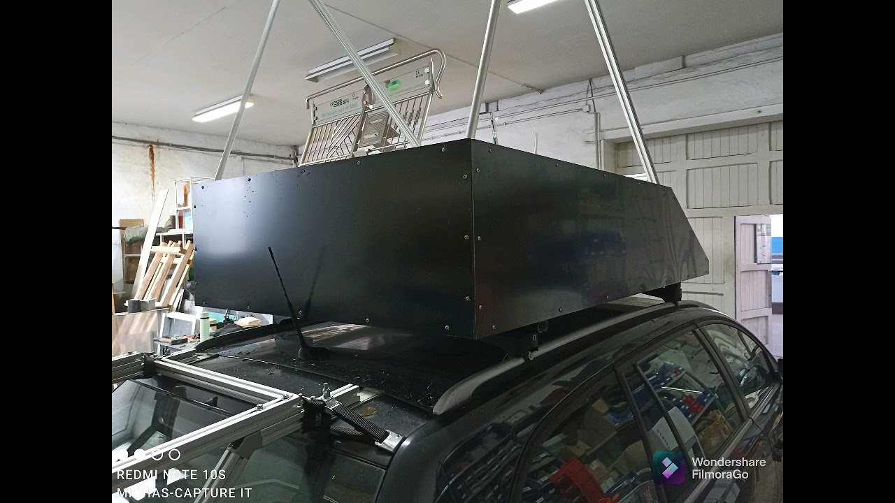 DIY Microcamper mit Dachzelt und Staubox in einem.