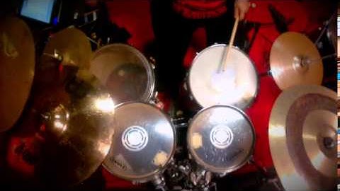 Fabrizio Murgia "The Grooveman" 5 stroke roll variation with feet in a Metal song