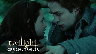  Twilight (Three-Disc Deluxe Edition) : Robert Pattinson,  Kristen Stewart, Billy Burke, Catherine Hardwicke: Movies & TV