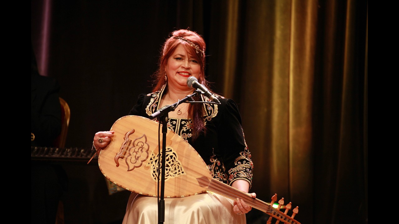 ZAHIA BENZENGLI EN CONCERT A LA SALLE IBN ZEYDOUN RIADH EL FETH ALGER