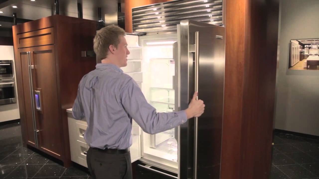 Sub-Zero Living Kitchen at Abt Electronics