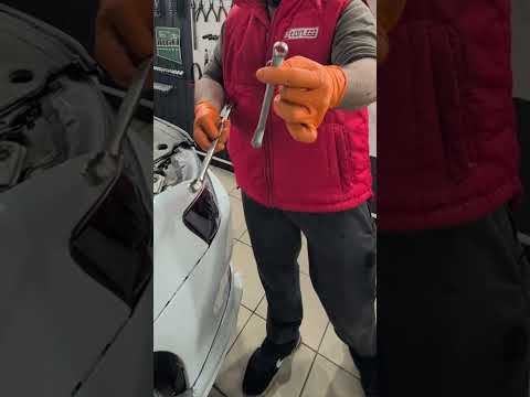 замена обгонной муфты генератора #лайфхак #генератор #обучение #теория #mechanic #гараж #двигатель