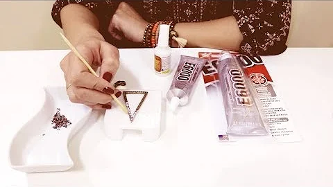 Como tirar cola de brinco?