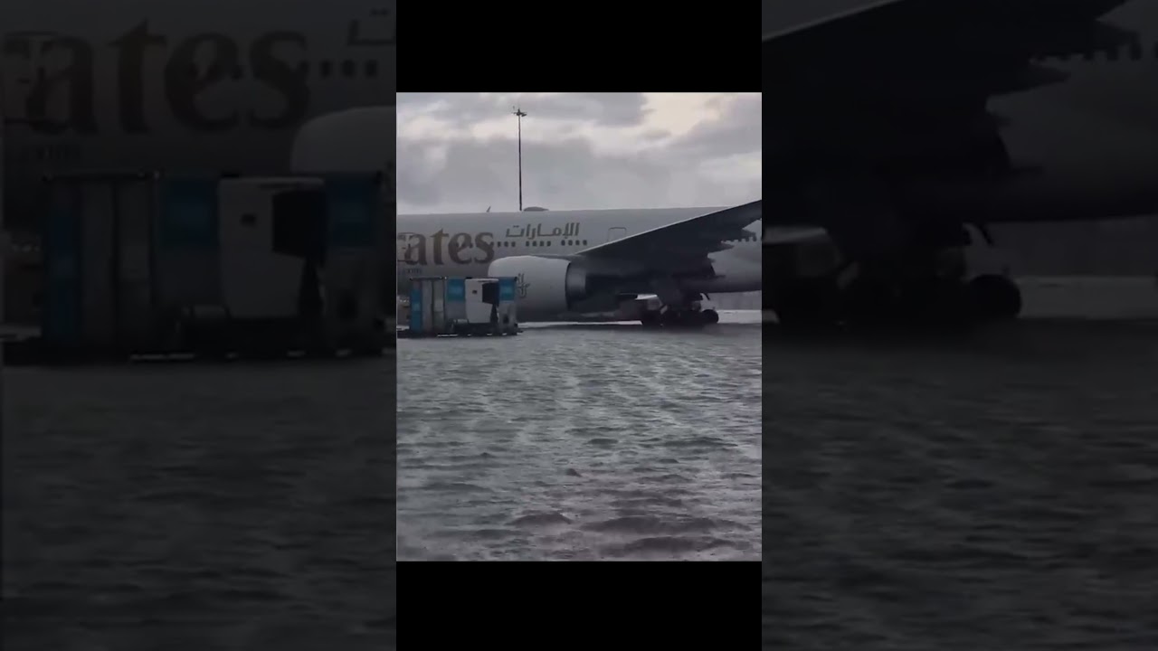 Flood Water at Dubai Airport | Flood in Dubai UAE 