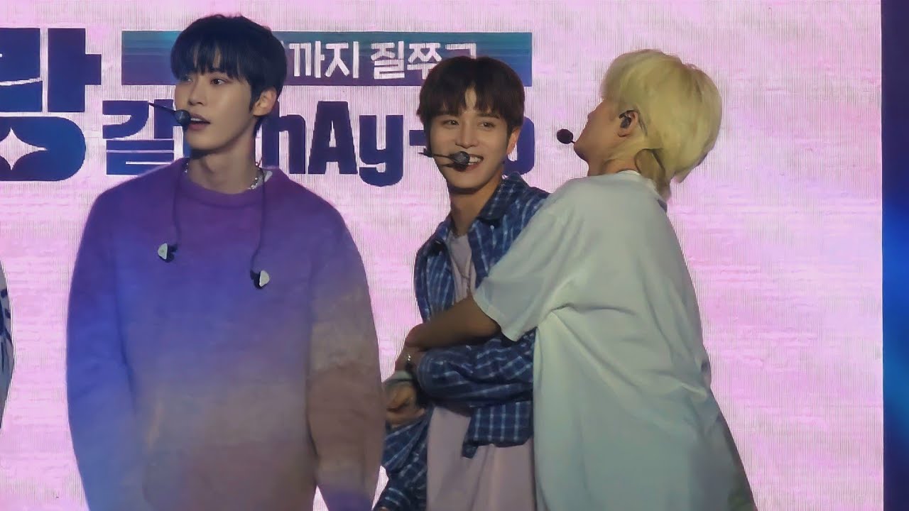 230223 NCT127 네이처리퍼블릭 팬페스티벌 '응원법 데시벨 게임+도전 슈퍼모델+ 오또케송' 직캠 Fancam