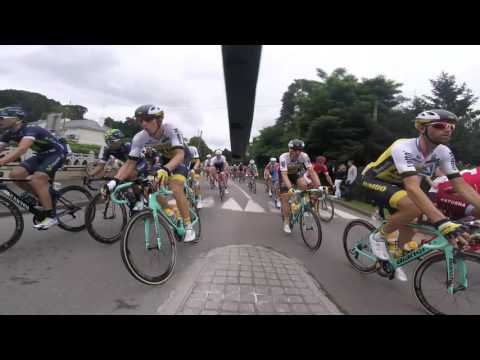 Video: LottoNL-Kit tukar jumbo untuk mengelakkan pertembungan di Tour de France