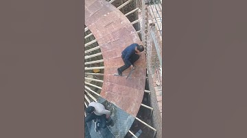 Circular stair board support mold technology