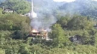 Trabzon Çaykara Uzungöl Yolunda Yangin Ani