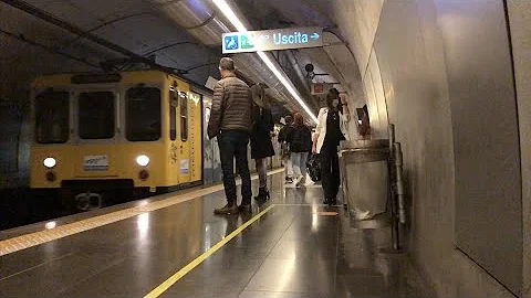 Quando è stata fatta la metropolitana a Napoli?