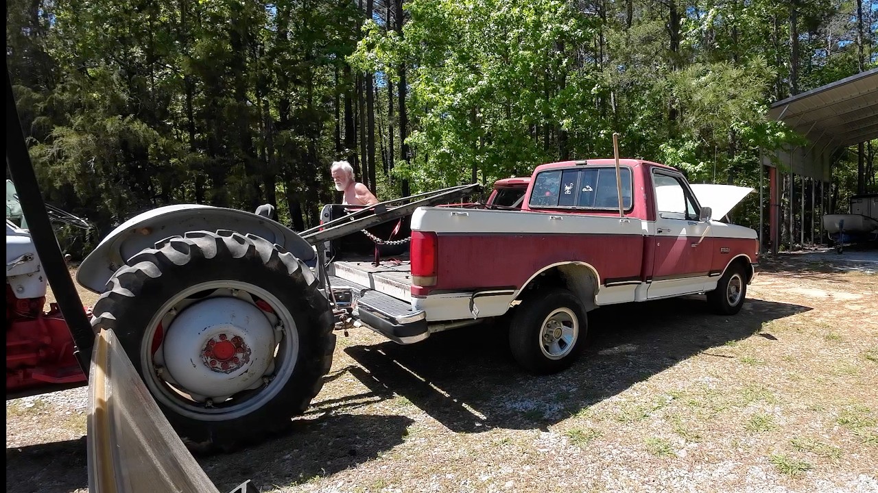 Realigning the pickup truck bed on Bobby's truck