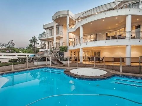 4 Bedroom House For Sale in Waterkloof Ridge Pretoria 