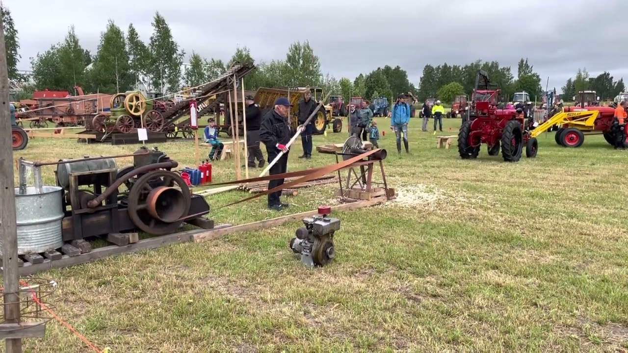 Maalahti 16.7.2022. Malax 16.7.2022. Malax Veterantraktorer utställning. / 2.