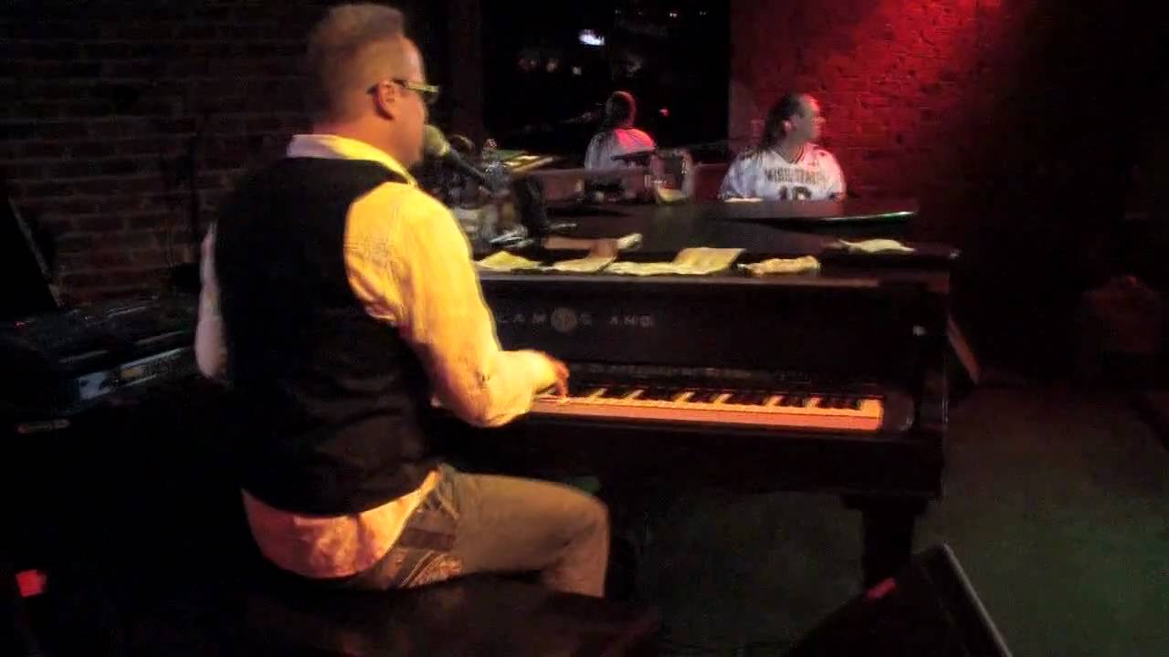 Dueling Pianos YouTube