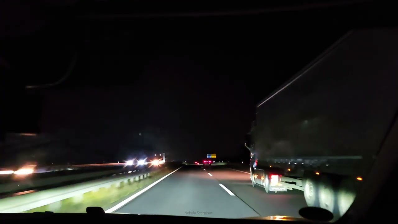 How Night Drive looks like | A Quiet Drive On Autobahn At Night