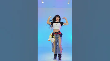 MEOVV HANDS UP Dance Cover MEOVV OFFICIAL MEOVV 미야오 HANDSUP Shorts 